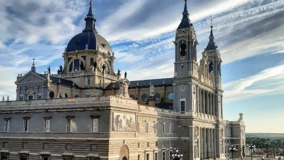 西班牙馬德里市區網紅景點-普拉多博物館-等可包車-精選