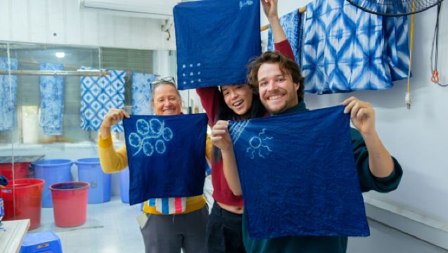 2時間のハノイ藍染めワークショップ:地元職人と体験するタイダイ染め