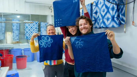 2-Hour Hanoi Indigo Dyeing Workshop: Tie-Dye Experience with Local Artisans