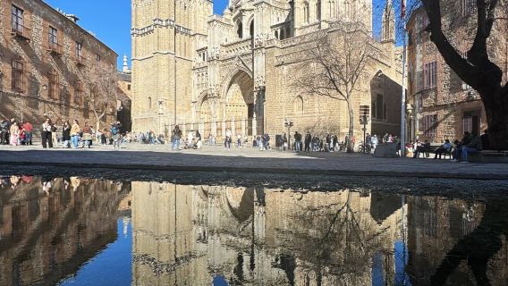 Lawatan sehari Madrid: Bandar lama Toledo + Istana Kincir Angin Consuegra (pemandu berbahasa Cina)