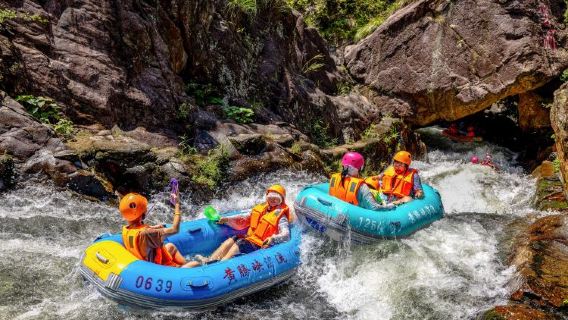 [Тур из Гуанчжоу в каньон Хуантэнся] Однодневный экстремальный тур с криками адреналина: на выбор 1 из 3 вариантов - рафтинг "уровень воина"/"уровень смельчака"/полный маршрут