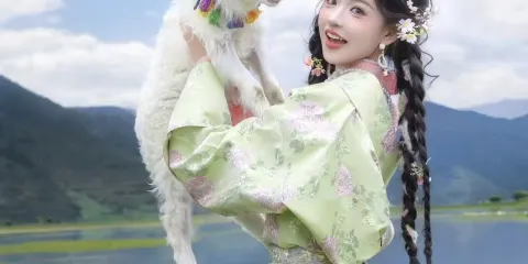 香格里拉一日遊【虎跳峽+獨克宗古城+伊拉草原+草原經幡】