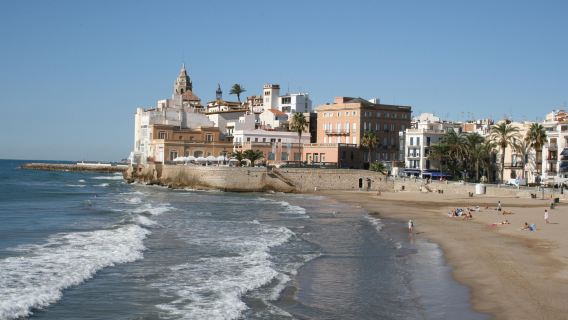 1-day tour in Barcelona by private charter to Sitges + Tarragona
