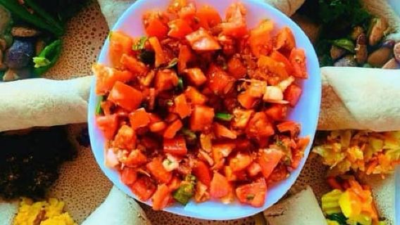 Экскурсия по городу с кулинарным мастер-классом и питанием