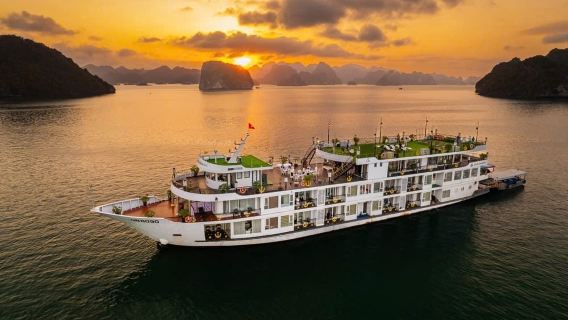 Verdure Lotus Grandeur Overnight Cruise On Ha Long Bay