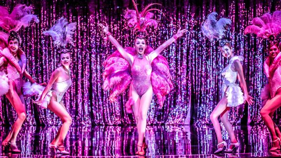 Vita notturna a Bangkok con biglietto d'ingresso allo spettacolo del Calypso Cabaret