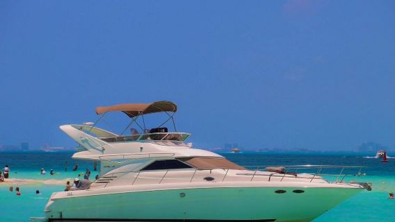 Esperienza di crociera privata in yacht a Cancun