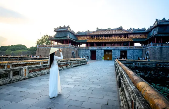 從峴港／會安出發的順化市全日導覽團：皇城 + 佛塔 + 皇陵