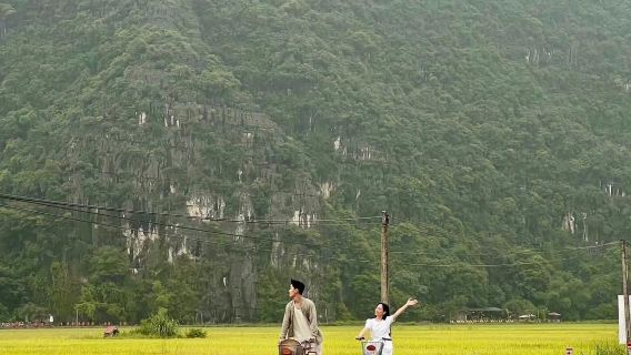 Hanoi: Deluxe Day Trip to Hoa Lu, Tam Coc with Biking, Boating & Tasty Lunch
