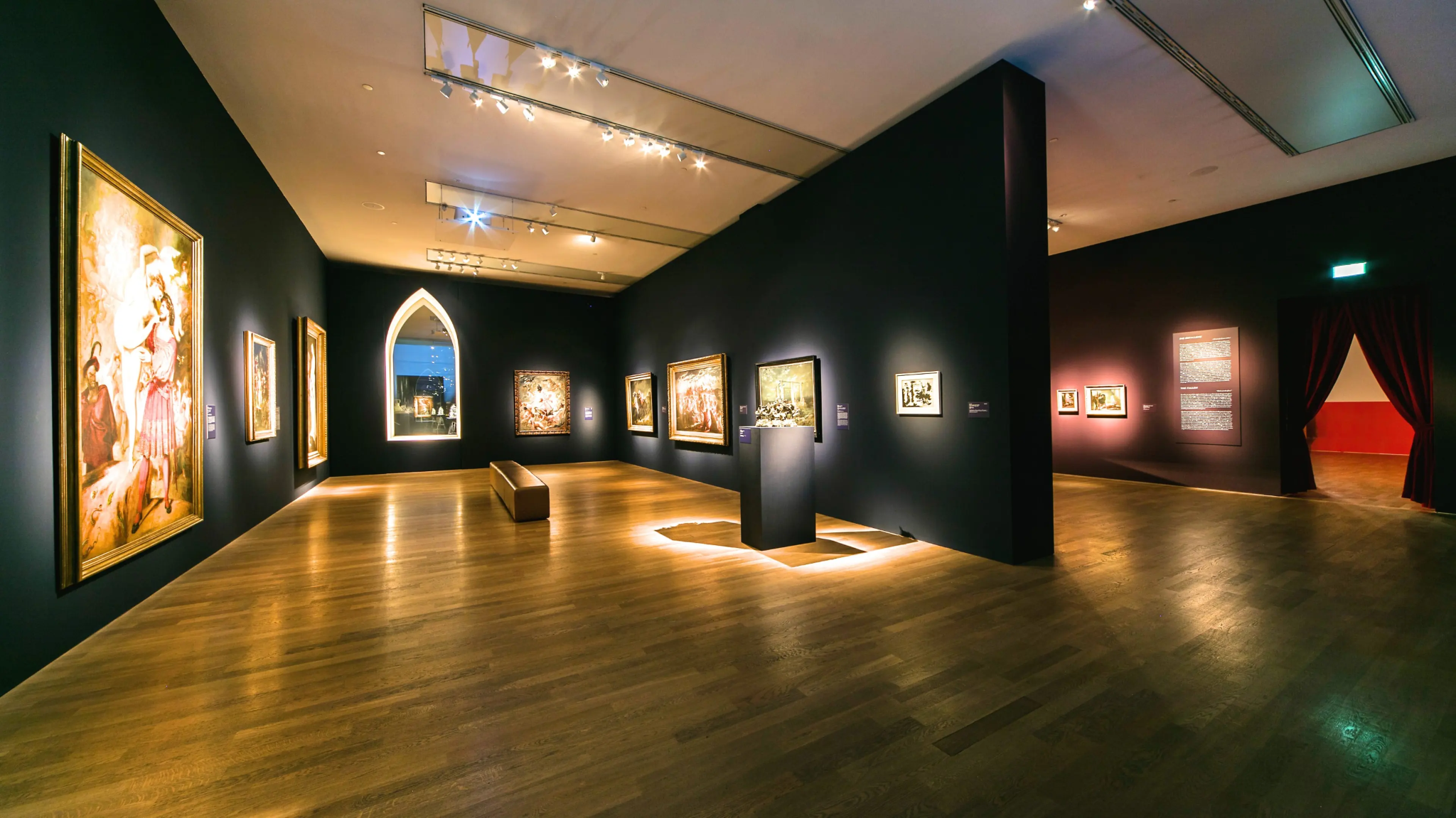 ทัวร์ 1 วัน พระราชวังนิมเฟนเบิร์ก + พิพิธภัณฑ์ศิลปะมิวนิก + อัลเทอพีนาโคเทค + จัตุรัสมาเรียนพลาตซ์