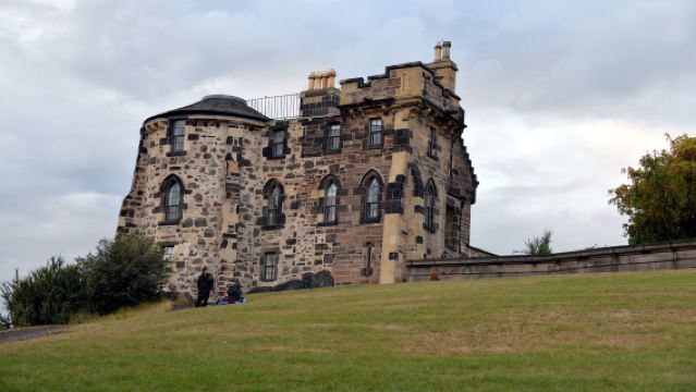 英國多地出發 暢遊愛丁堡城堡+亞瑟王座【可定制全境多/日遊】