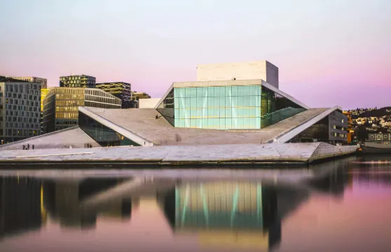 諮詢後下單/挪威奧斯陸阿克什胡斯城堡維格蘭公園弗拉姆博物館/機場/點對點用車/旅遊旅行司導/專車服務