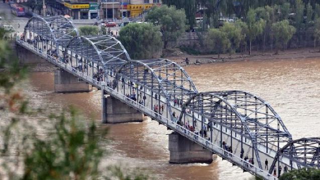 Lanzhou VIP Tagesausflug mit Privattransfer: Panoramatour auf der klassischen Wasser-und-Tinte-Route