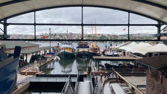 Turkey Istanbul Muzium Industri Rahmi Koc - Tanduk Emas - sewaan peribadi - Pengalaman premium