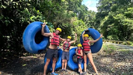 Río Celeste Tubing – Guided Adventure with Natural Pools