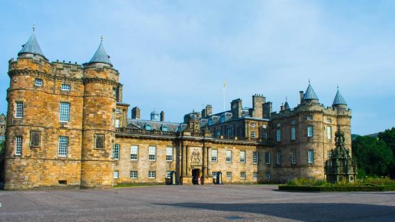 Edinburgh: Harry Potter Tour & Palace of Holyrood Entry
