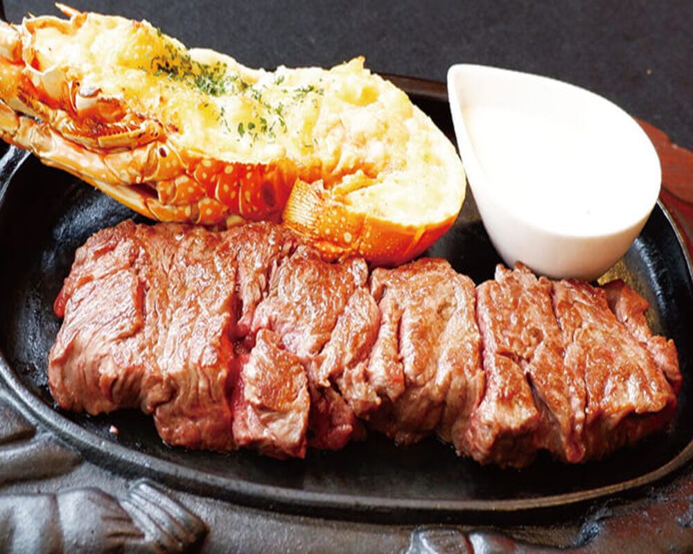 沖縄の人気ステーキチェーン店 焼肉88 国際通り店