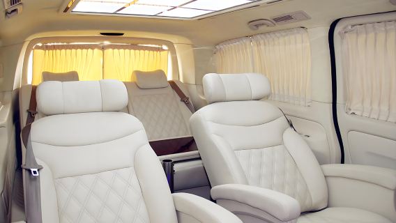 青海湖+茶卡鹽湖+日月山一日遊接送8人小團＆ 頭等艙巴士