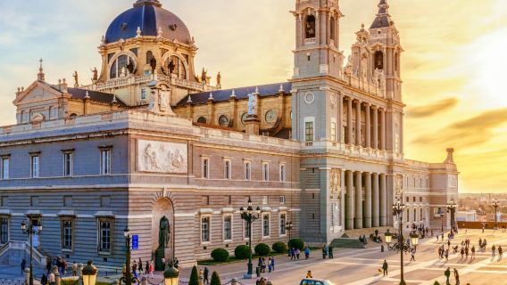 Royal Palace Madrid and Cathedral of La Almudena: Skip-The-Line & Guided Tour