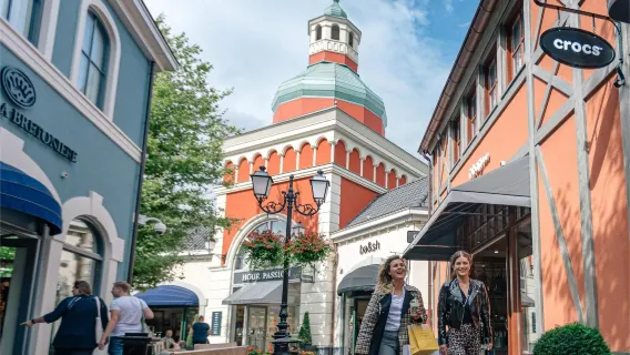 Designer Outlet Roermond Paquete para viaje en coche (incluye aparcamiento gratuito + −10 % extra)