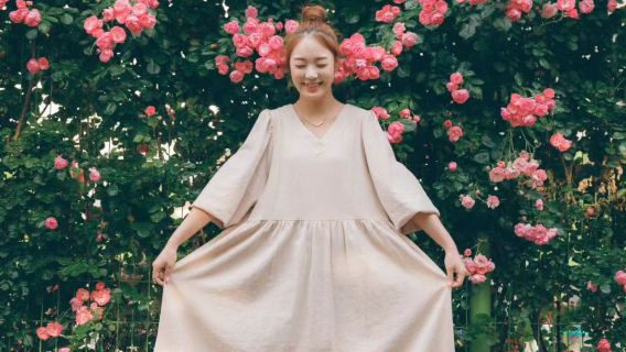 シルバートラベルフォトグラフィー【ドライバーとディレクター + 航空マイクロフィルム + メイクと衣料品&アクセサリー+ 旅程のカスタマイズ + ネガ無料 + 人数無制限】