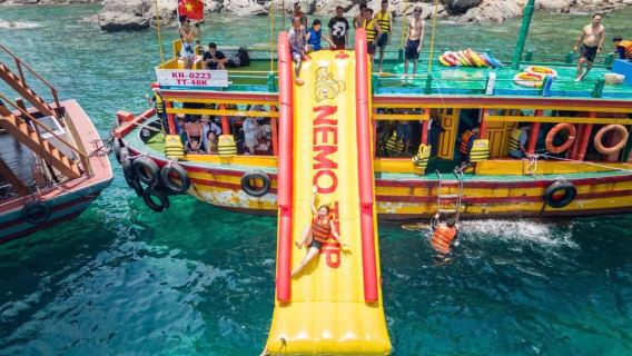 Excursion d'île en île à Nha Trang : plongée en apnée et fête flottante