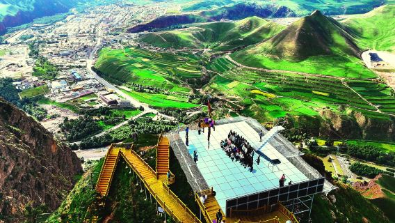 崗什卡雪峰+卓爾山+祁連大草原【觀丹霞●玩雪山●包車遊】