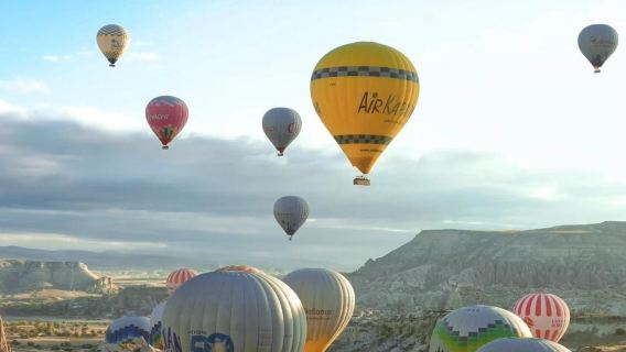 ประสบการณ์ ทัวร์บอลลูนร้อน ในคัปปาโดเกีย ประเทศตุรกี (รวมบริการรับที่โรงแรม)