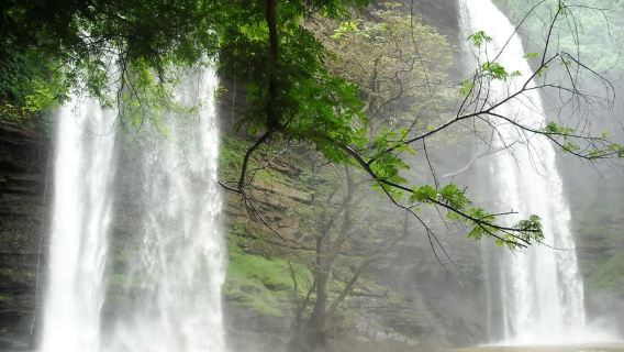 Accra: Eastern Region Waterfalls Tour