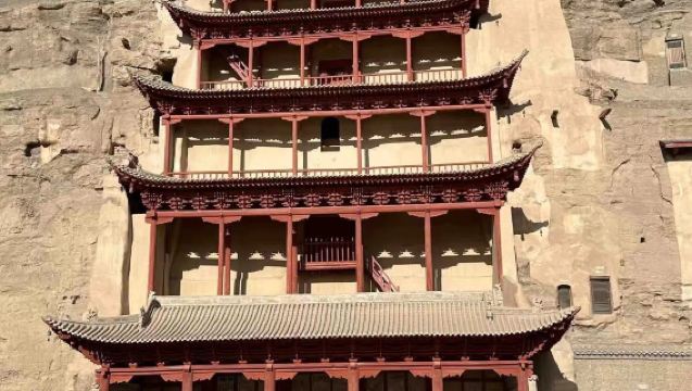 One-on-one guide service/private customization/attraction buided commentary + itinerary planning + food recommendations + part-time photography + joyful travel experience