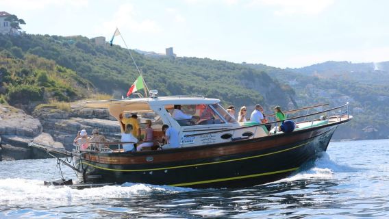 From Salerno: Capri and the Sirenusas Boat Tour