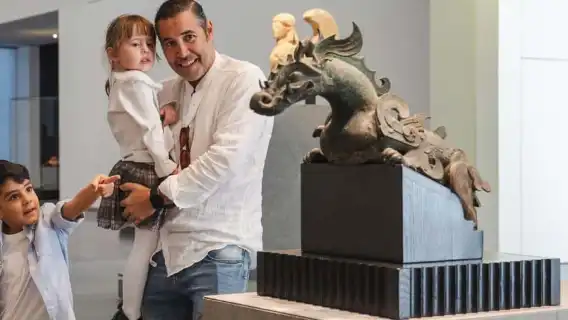 從杜拜出發：阿布達比謝赫扎耶德大清真寺+總統府+羅浮宮一日遊