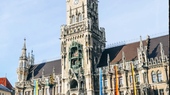 德國慕尼黑瑪利亞廣場－慕尼黑王宮－寶馬博物館－安聯球場