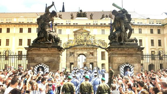 Prague Castle: Entry Ticket + Audio Guide