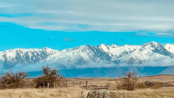 Tekapo round-trip English join-in tour: Lake Pukaki + Mount Cook + Tasman Glacier hiking