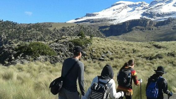 Iztaccihuatl Volcanoes: Guided Day Trip from Mexico City
