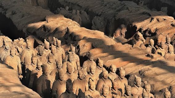 Lawatan separuh hari ke Muzium Makam Qin Shi Huangdi Xi'an (Tentera Terracotta) (hanya melawat satu tarikan ini) Hadiah kunci Luban
