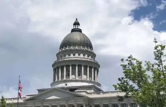 美國鹽湖城聖殿廣場+ 猶他州議會大廈+ 羚羊島+ 恩賽峰