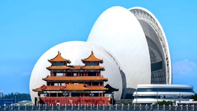 Lawatan sehari Zhuhai sewaan peribadi | Patung Gadis Nelayan + Jalan Pasangan + Cangkerang Matahari Bulan + Melihat Jambatan Hong Kong-Zhuhai-Macao dari laut + Rumah Api