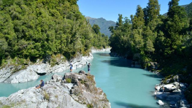 Queenstown via Franz Josef Glacier/Hokitika Gorge/Castle Hill, New Zealand to Christchurch [one-way]