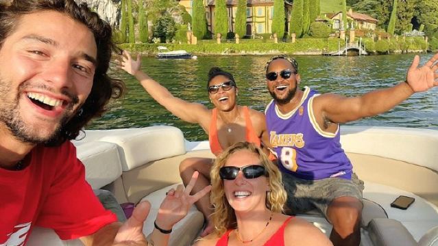 1-4 Stunden authentische Privatbootsfahrt auf dem Comer See mit Lounge und Prosecco