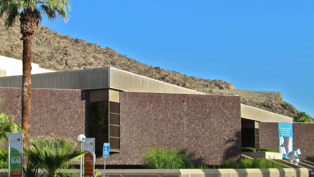 Palm Springs art museum + Palm Springs walk of stars + Marilyn + Elvis honeymoon getaway (admission ticket not included)