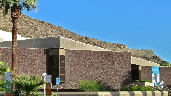 Museo d'Arte di Palm Springs + Walk of Fame di Palm Springs + Marilyn + Luna di miele di Elvis, biglietto d'ingresso non incluso
