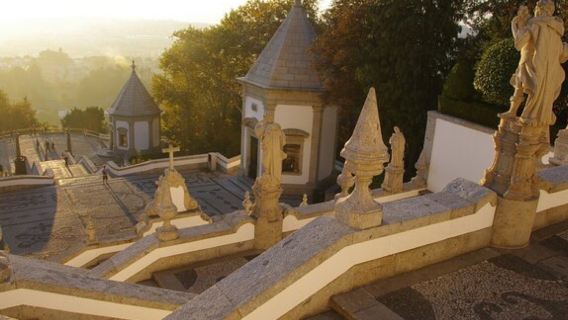 Portugal - Porto : Aller-retour | Guimarães + Braga : Excursion d'une journée en petit groupe