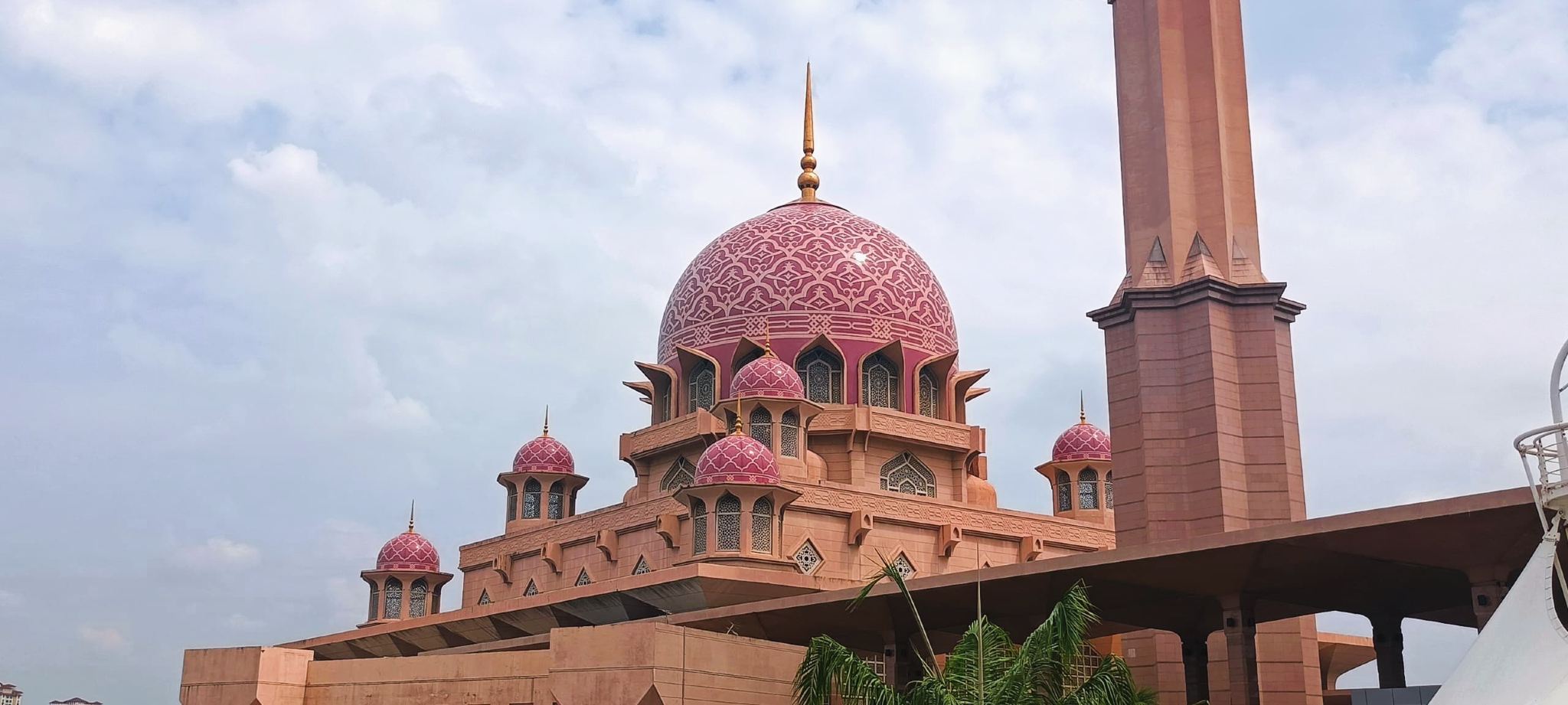 Tour combinado de Putrajaya y Cuevas de Batu: opción de grupo compartido o grupo privado