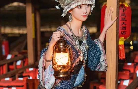 臨沂Trip Moments【婚禮跟拍 街拍 抓拍 航拍 攝影錄影/多語言翻譯/底片全送/動作指導】