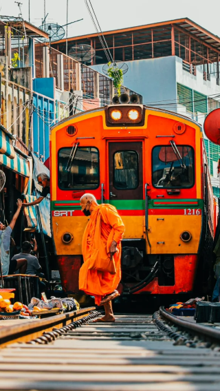 ทัวร์ส่วนตัว | ตลาดน้ำดำเนินสะดวก + ตลาดรถไฟแม่กลอง พร้อมเครื่องดื่มฟรี