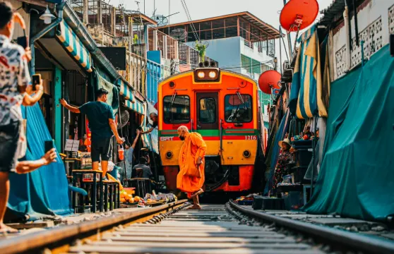 私家純玩小團｜丹嫩沙多水上市場+美功鐵道市場：贈送軟飲