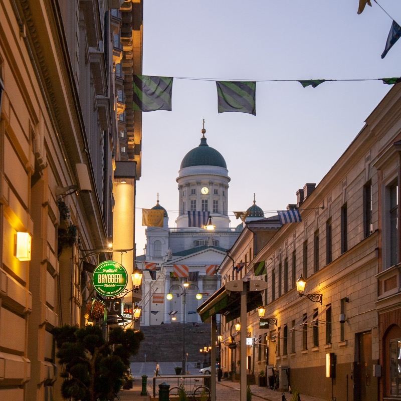 Book after inquiry/Finland Helsinki Rock Church Uspenski Orthodox Church Sibelius Park/Airport/Point-to-point car service/Tour guide and driver/Private car service