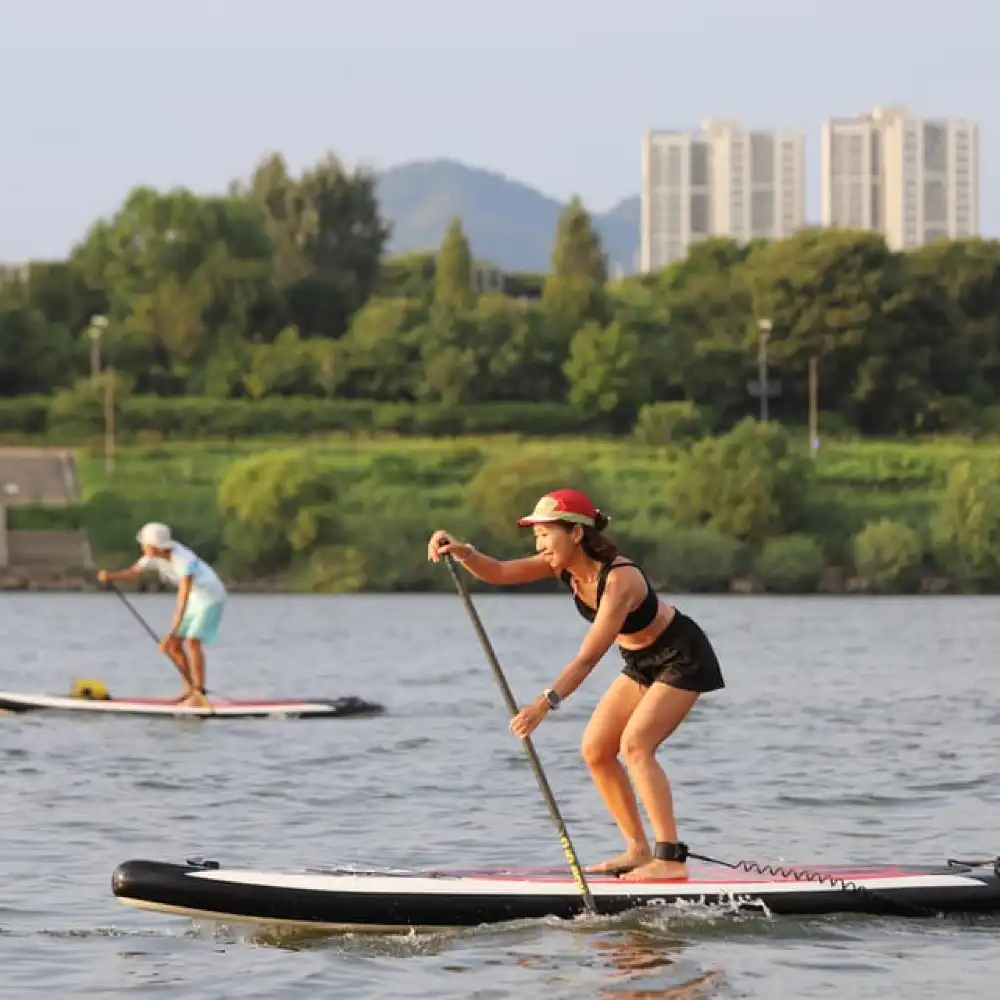 ソウル：漢江でのスタンドアップパドルボード（SUP）＆カヤック | Trip.com